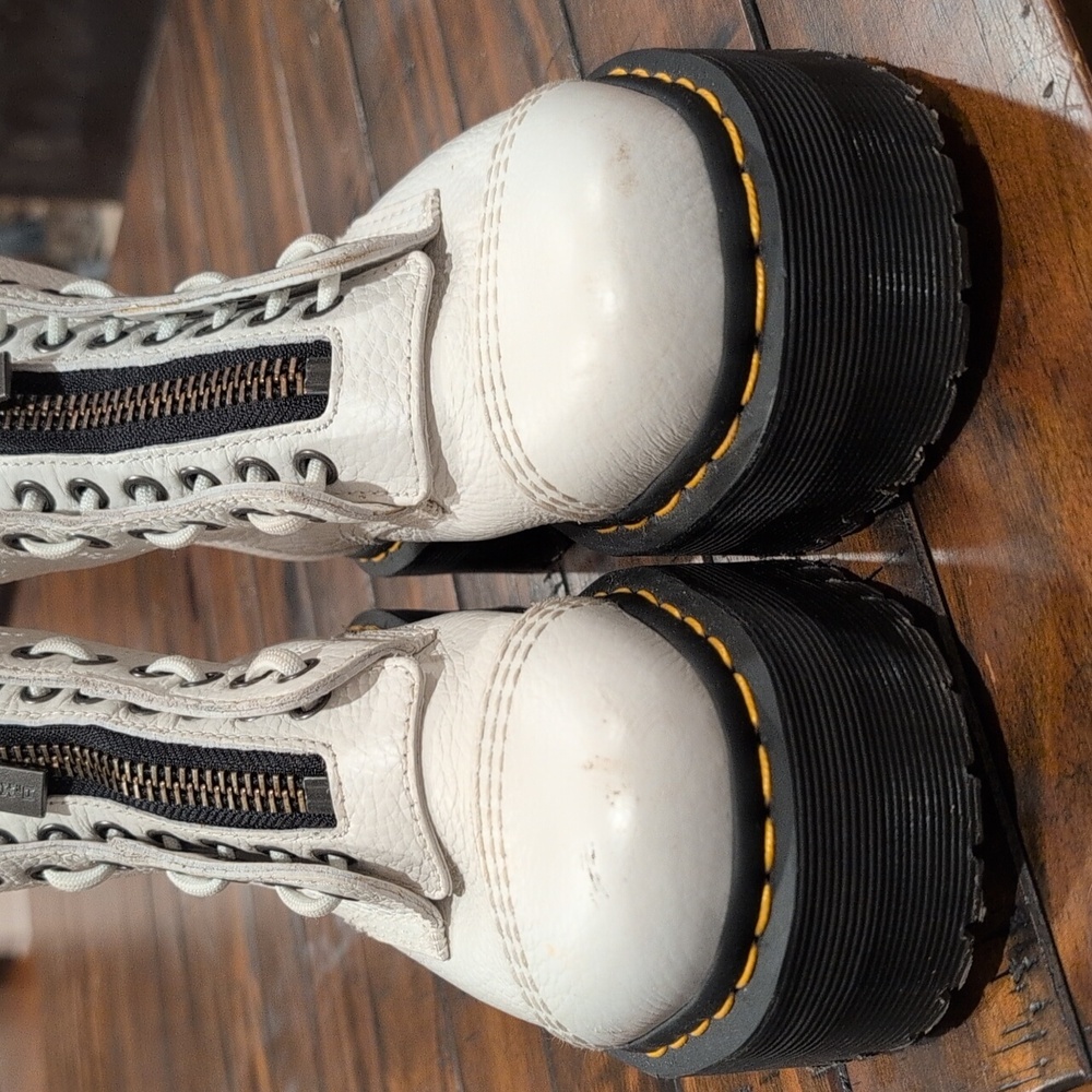 Dr. Martens Sinclair Platform Boot Zipper - Picture 3 of 13